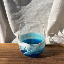 Load image into Gallery viewer, Stemless Wine Glass Ocean Resin
